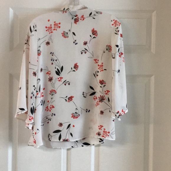 a.n.a. Bell sleeve blouse - Picture 3 of 4